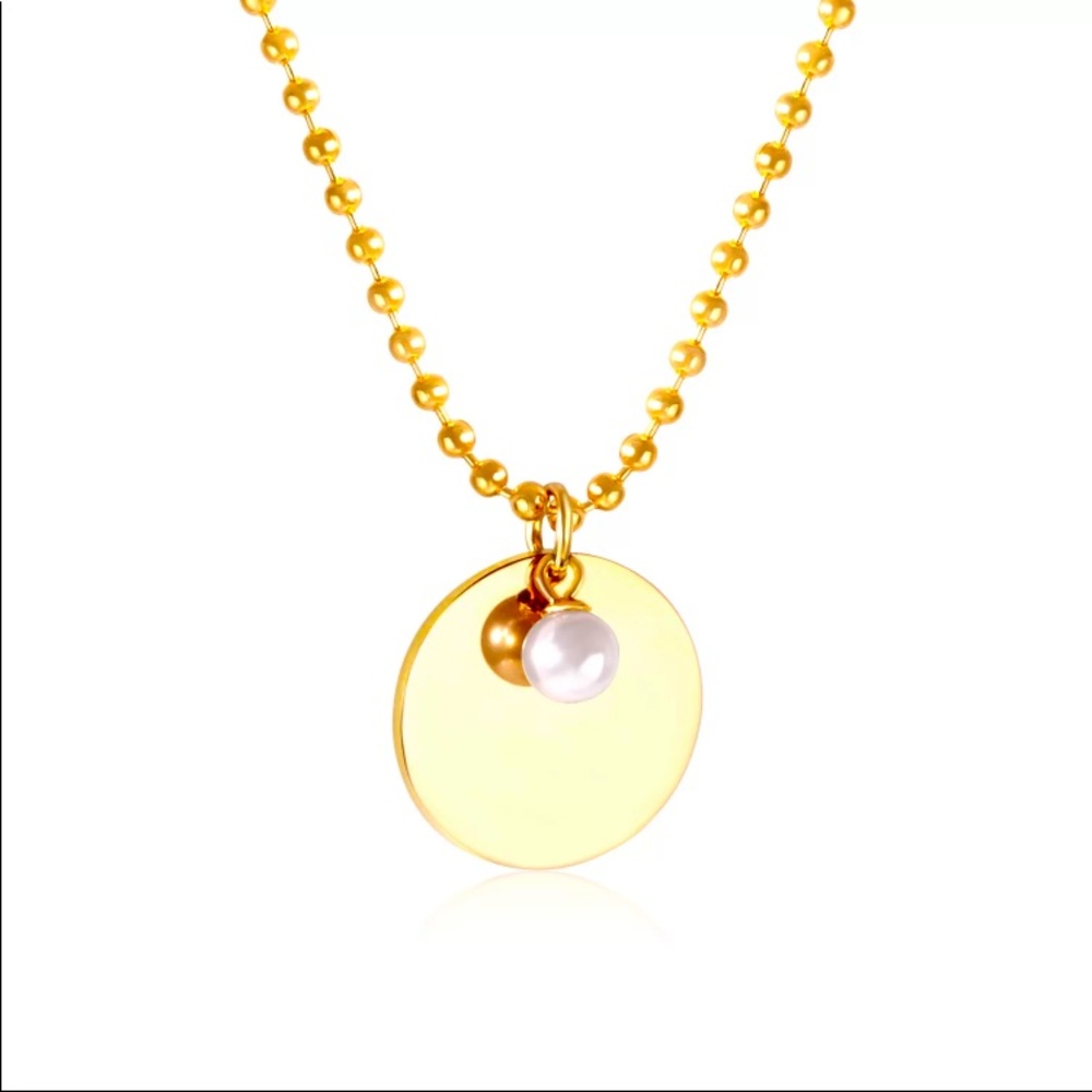 NWT gold plated round pendant necklace pearl
